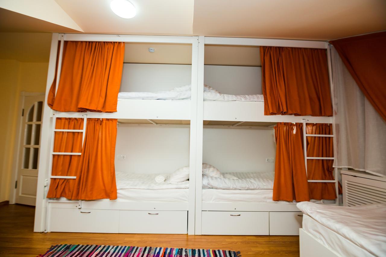 Auberge de jeunesse Interhouse Almaty Extérieur photo